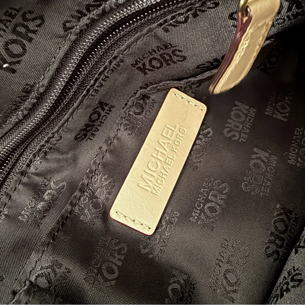 Michael Kors Pebbled Leather Jet Set Tote Shoulder Bag